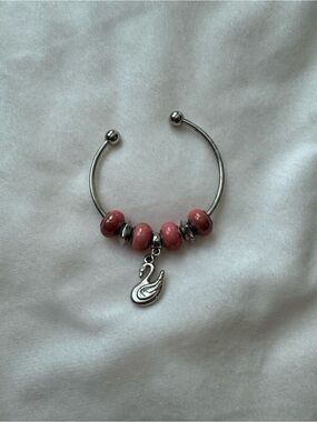 Silver Swan Charm Bracelet with Pink Beads